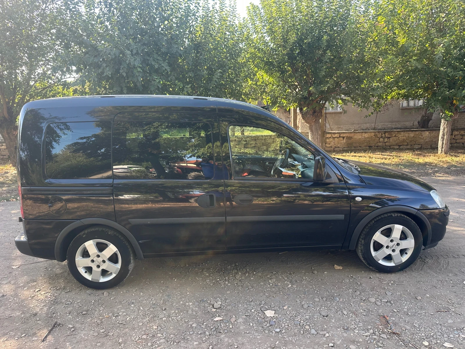 Opel Combo 1.4 ������ 90�� | Mobile.bg � ����������� 4