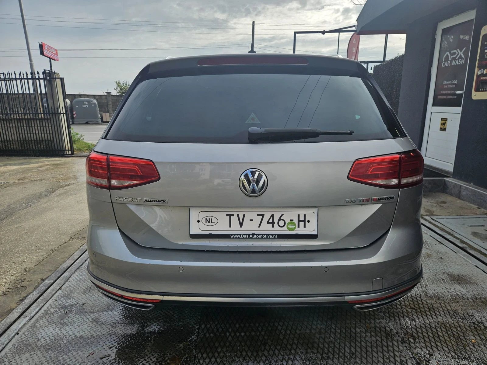 VW Alltrack 2.0TDI BLUEMOTION 4х4 190кс , снимка 5 - Автомобили и джипове - 56748332