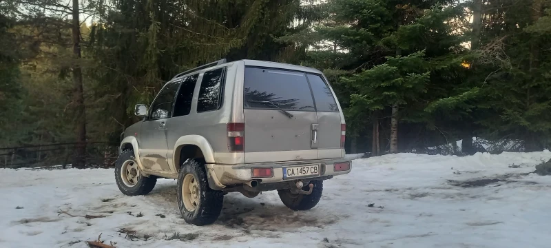 Isuzu Trooper, снимка 3 - Автомобили и джипове - 48868558