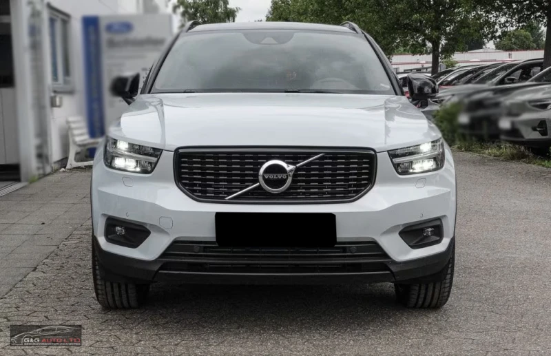 Volvo XC40 T5/R-DESIGN/261HP/AMBI/CARPLAY/DIGITAL/KLESS/645f, снимка 2 - Автомобили и джипове - 51483091