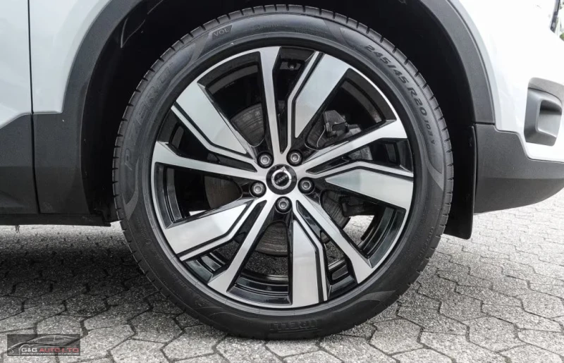 Volvo XC40 T5/R-DESIGN/261HP/AMBI/CARPLAY/DIGITAL/KLESS/645f, снимка 7 - Автомобили и джипове - 51483091