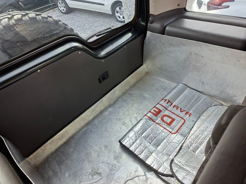 Land Rover Discovery, снимка 9 - Автомобили и джипове - 52084551