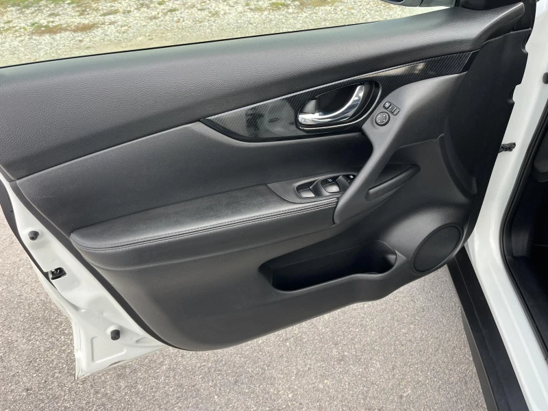 Nissan X-trail FACE 2.0DCI 177кс РЕГИСТРИРАН ОБСЛУЖЕН, снимка 7 - Автомобили и джипове - 52283293