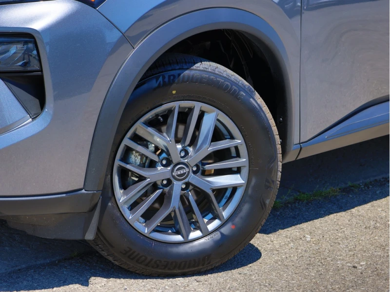 Nissan Rogue * S AWD | Htd Seat | Backup Camera | Blindspot Alr, снимка 4 - Автомобили и джипове - 52927532