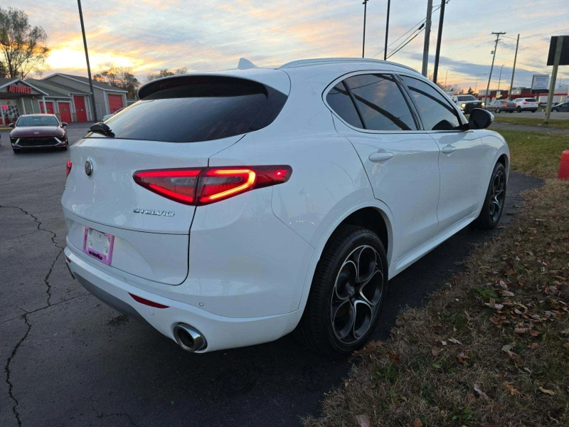 Alfa Romeo Stelvio TI LUSSO| HARMAN/KARDON| ПОДРЕВ, снимка 4 - Автомобили и джипове - 53454666