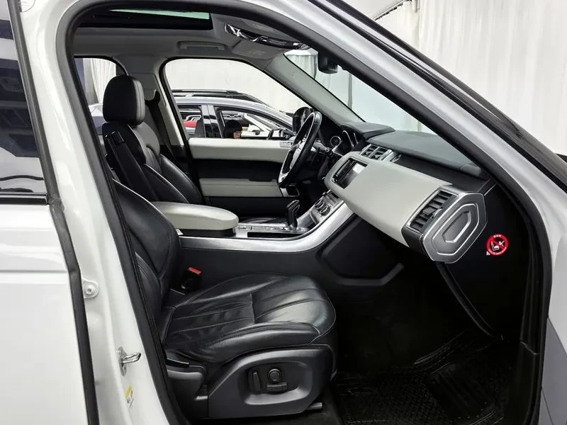 Land Rover Range Rover Sport 3.0 SDV6 HSE, снимка 11 - Автомобили и джипове - 55705694
