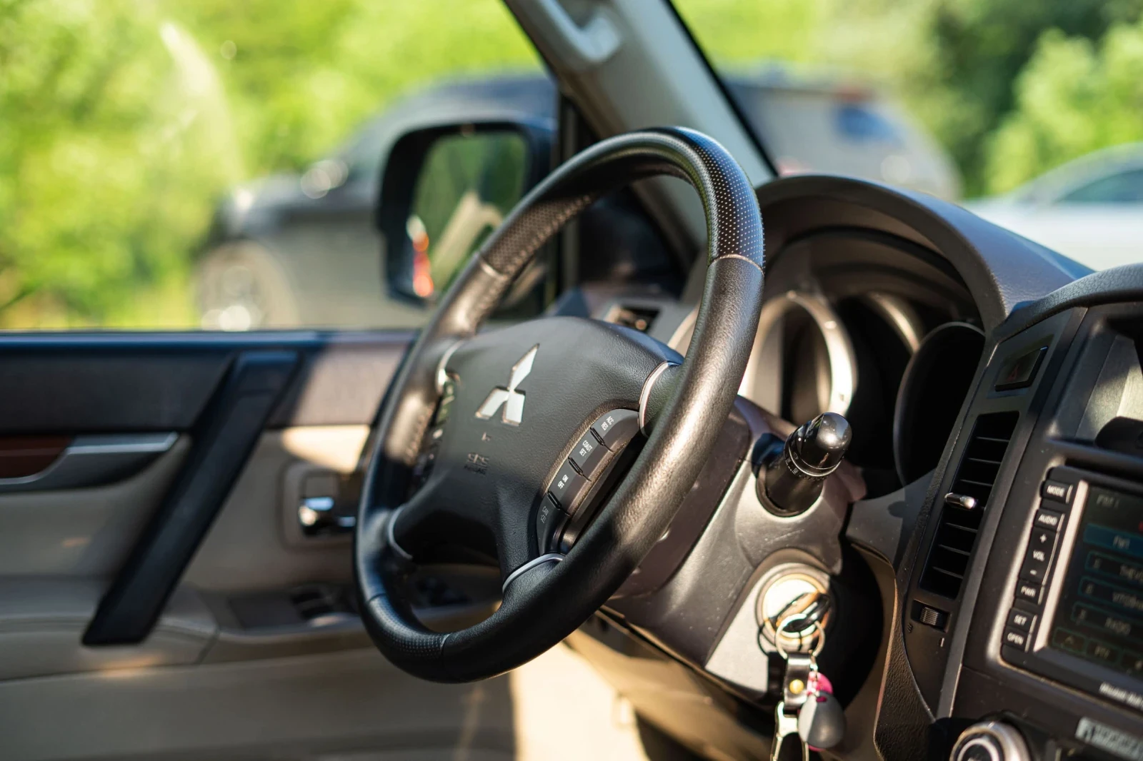 Mitsubishi Pajero 3.8 V6 - изображение 9