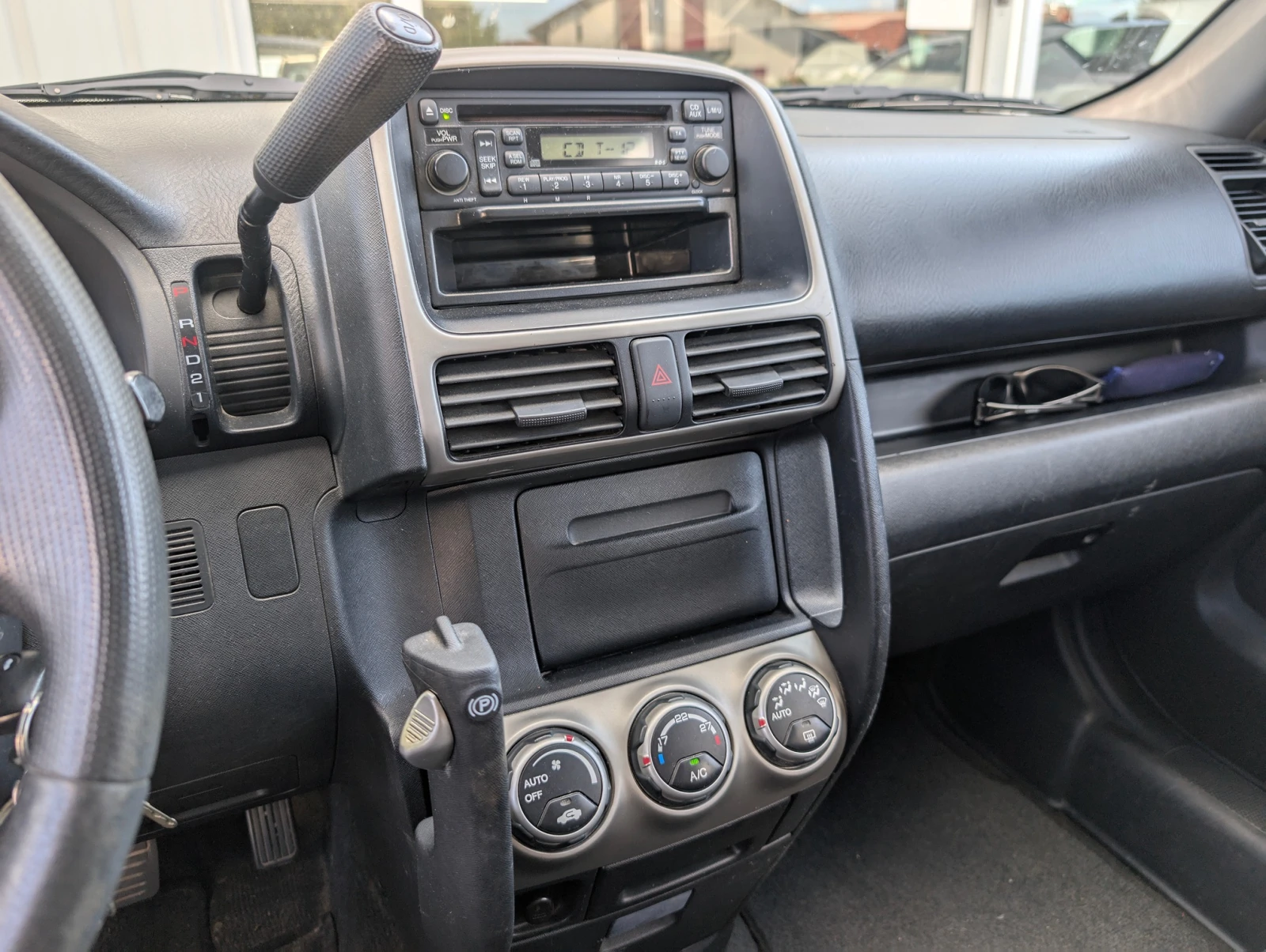 Honda Cr-v 2.0i-VTEC АВТОМАТИК - изображение 8