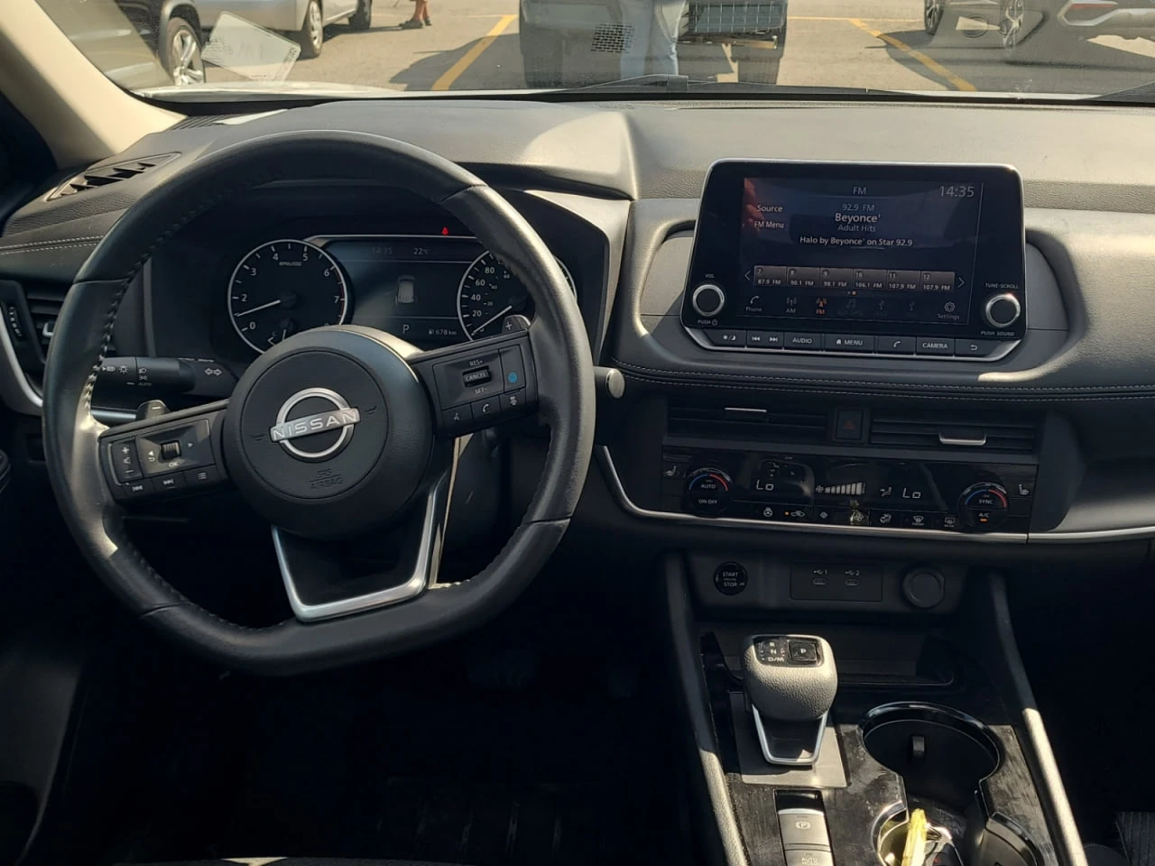 Nissan Rogue *  *    *   *  | Mobile.bg   10