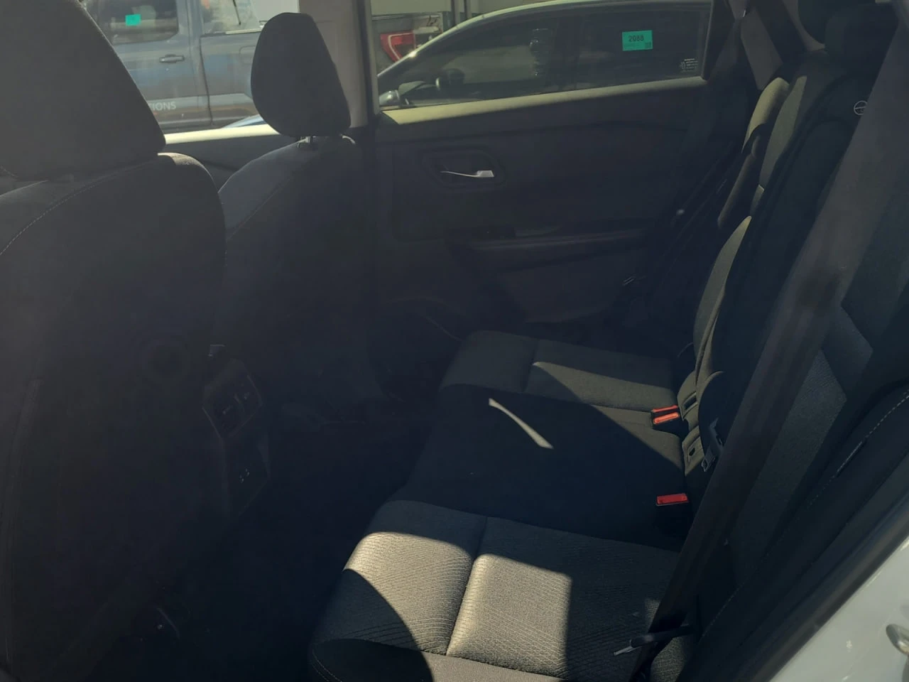 Nissan Rogue *  *    *   *  | Mobile.bg   12