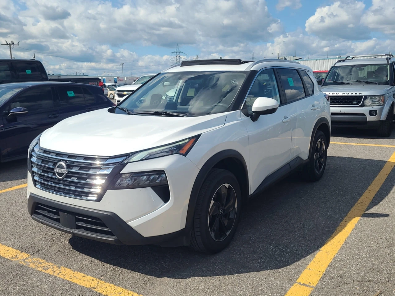 Nissan Rogue *  *    *   *  | Mobile.bg   1