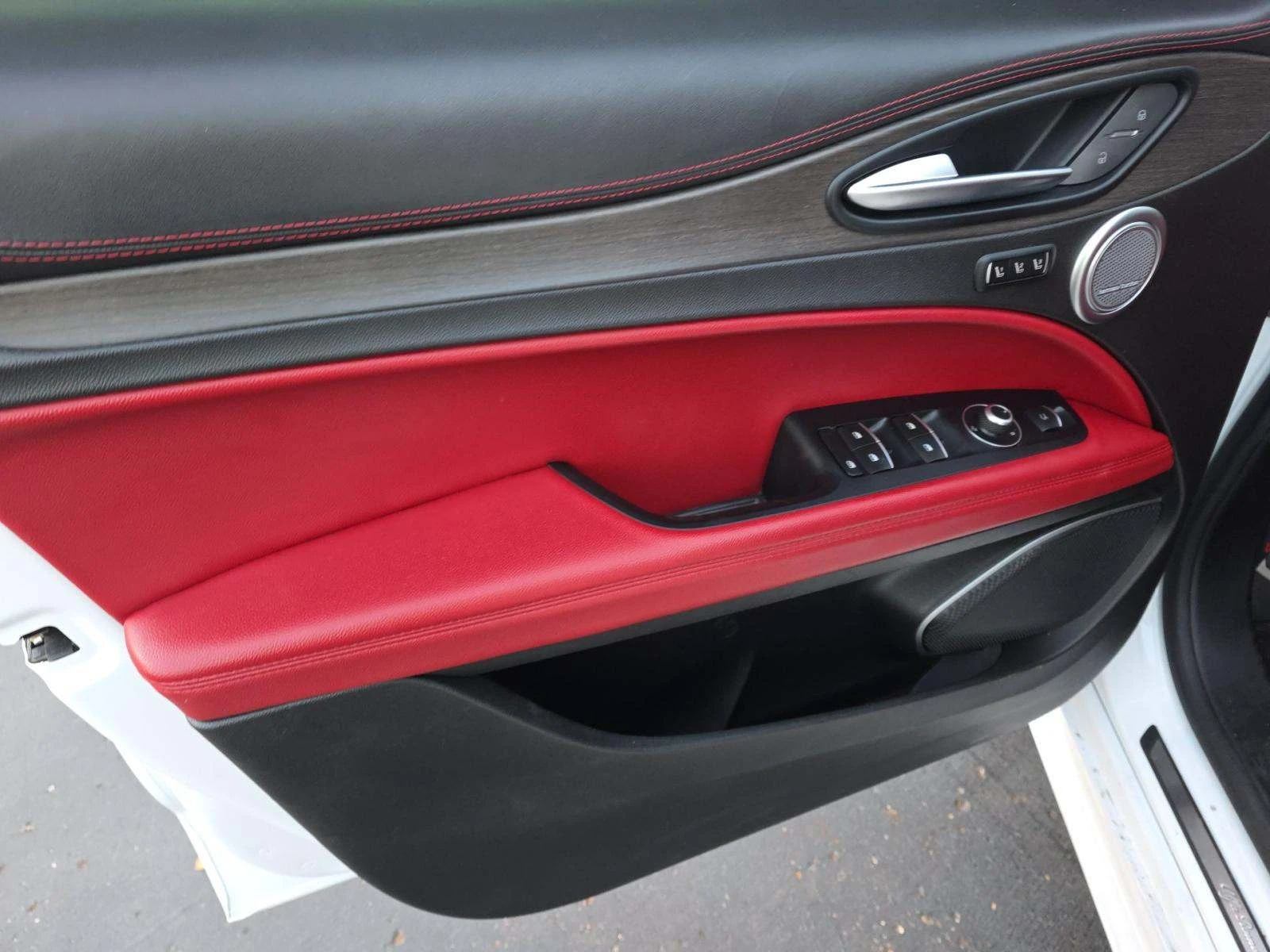 Alfa Romeo Stelvio TI LUSSO| HARMAN/KARDON| ������ | Mobile.bg � ����������� 11