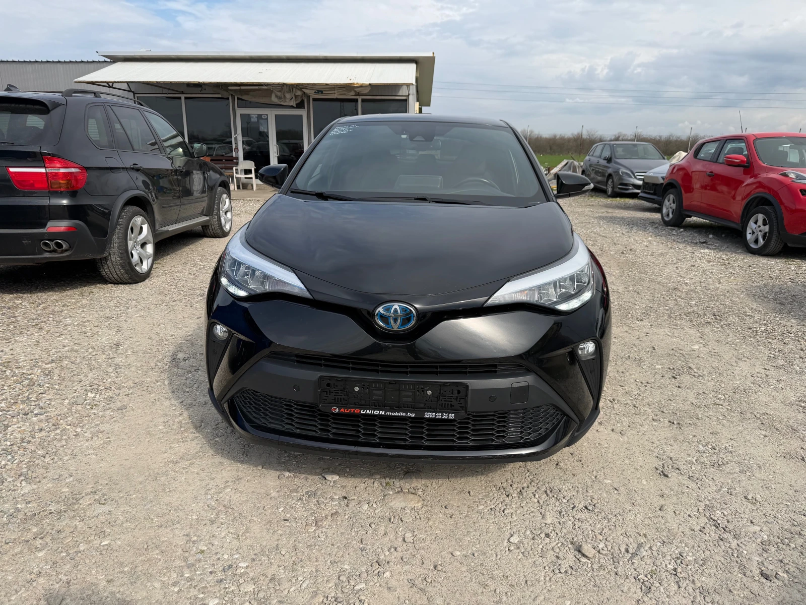 Toyota C-HR 1.8 HYBRID(КАТО НОВА), снимка 2 - Автомобили и джипове - 54136026
