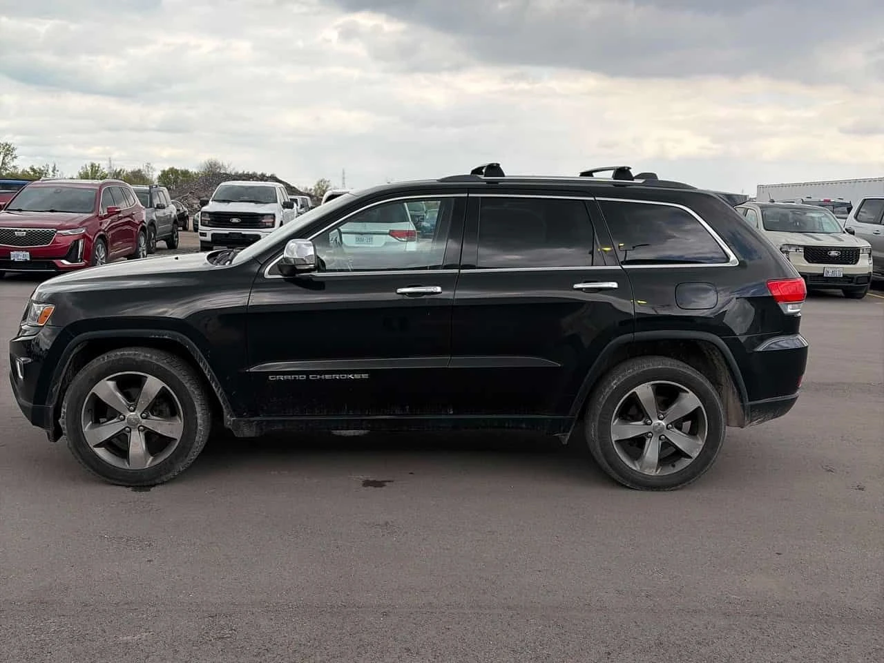 Jeep Grand cherokee Limited| ШИБИДАХ| ПОДГРЕВИ| 2 КЛЮЧА| CARFAX, снимка 3 - Автомобили и джипове - 54460578