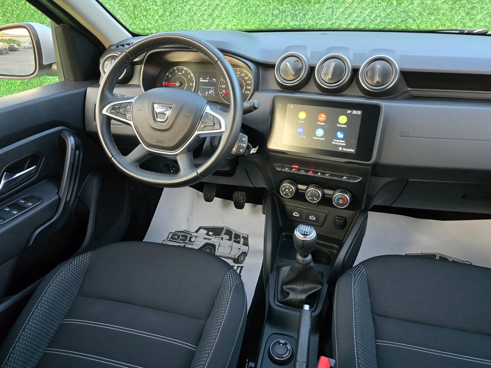 Dacia Duster 1.5BlueDCI* 115кс* 4x4* FACE LIFT* , снимка 14 - Автомобили и джипове - 54608523