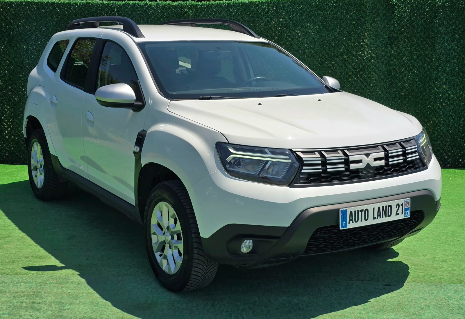 Dacia Duster 1.5BlueDCI* 115кс* 4x4* FACE LIFT* , снимка 3 - Автомобили и джипове - 54608523