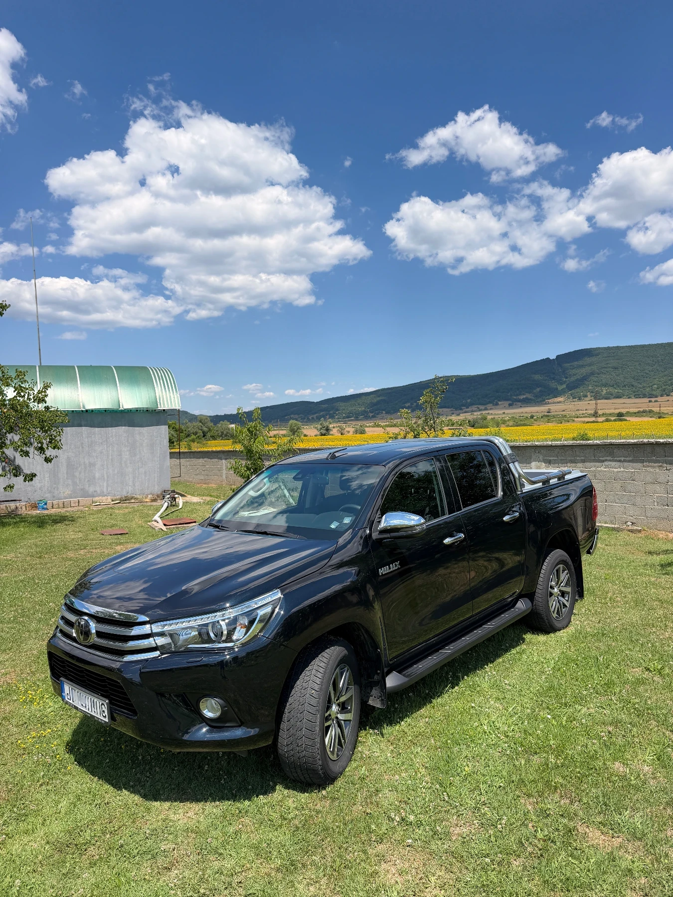 Toyota Hilux Пикап, снимка 2 - Автомобили и джипове - 55241823