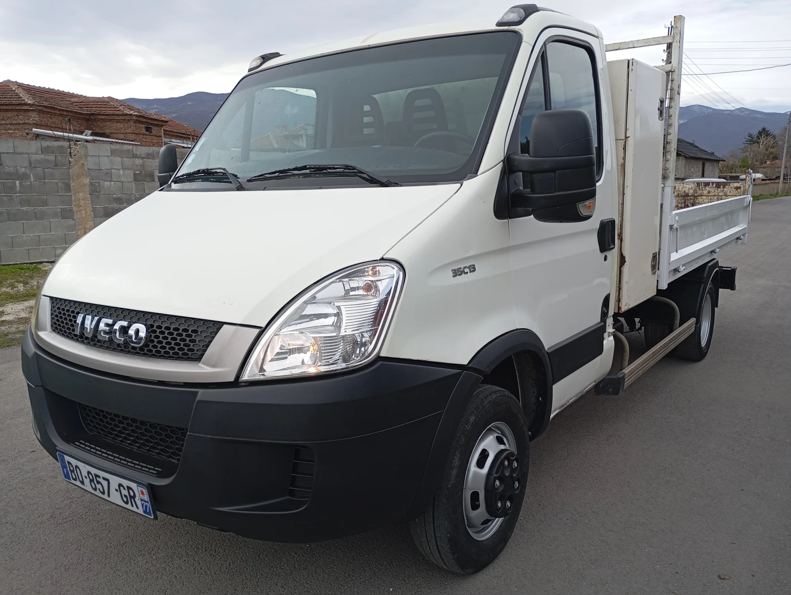 Iveco 35c13 САМОСВАЛ * 3.5 т.Б кат. - изображение 3