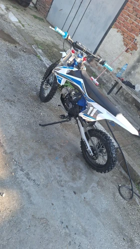     Telstar Dirt Bike