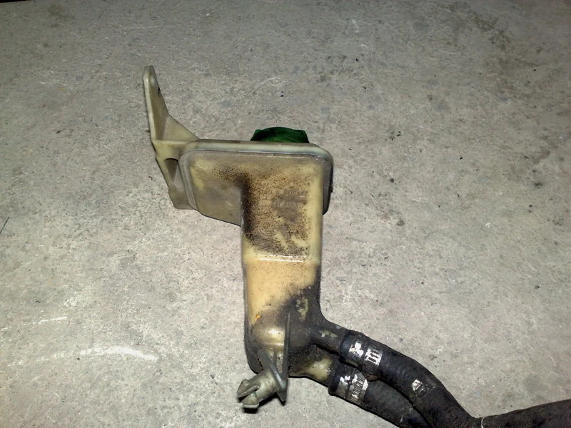 Казанче хидравлика за Ауди А4 98г.