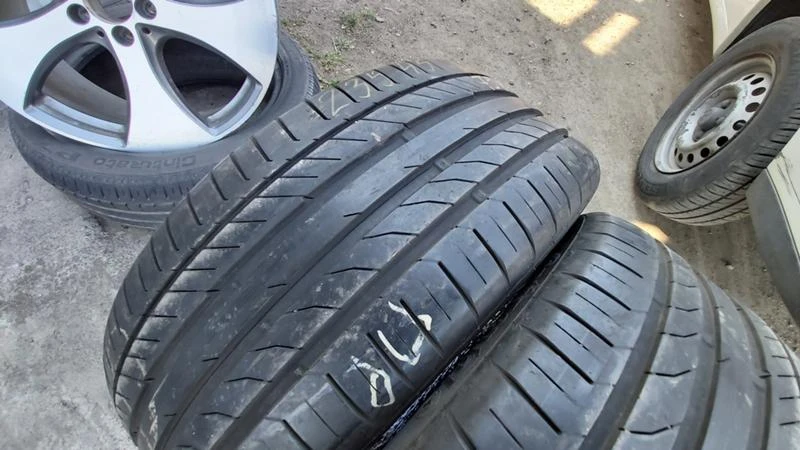 Гуми Летни 235/45R18, снимка 2 - Гуми и джанти - 28561740