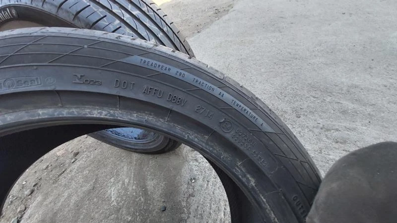 Гуми Летни 235/45R18, снимка 8 - Гуми и джанти - 28561740