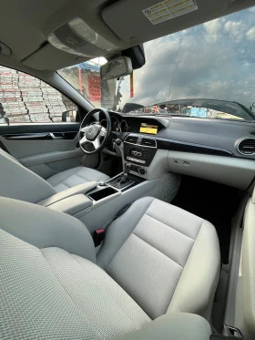 Mercedes-Benz C 200 СМЕНЕНА ВЕРИГА / ЛЕД КСЕНОН / ЕКСТРИ / 2.2 CDI, снимка 4