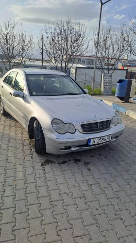 Обява за продажба на Mercedes-Benz C 200 ~2 399 лв. - изображение 1