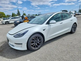 ������ Tesla Model 3