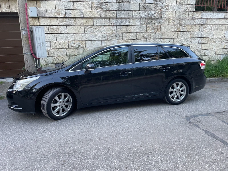 Toyota Avensis D4D 2.0 126HP, снимка 3 - Автомобили и джипове - 47480444