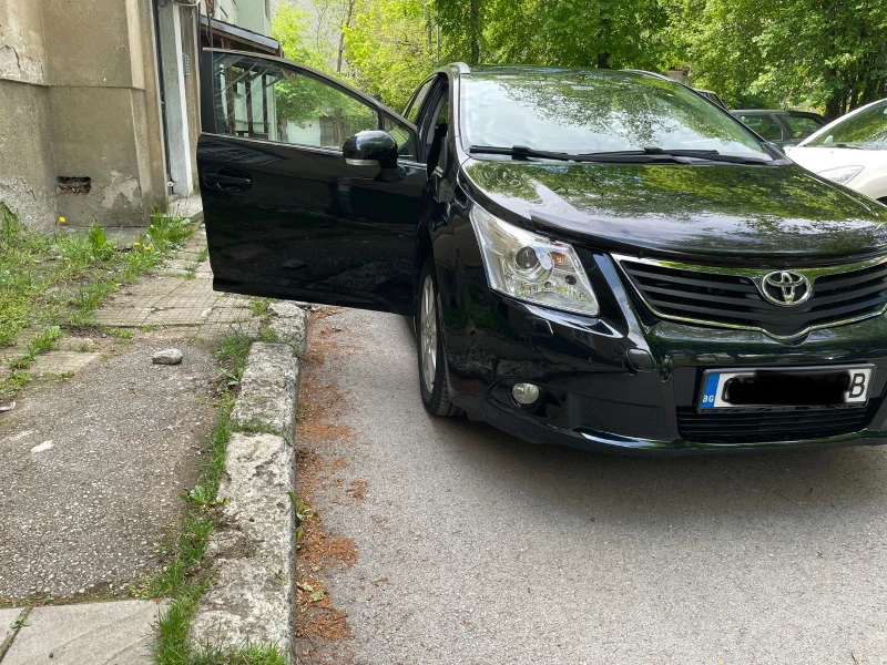 Toyota Avensis D4D 2.0 126HP, снимка 4 - Автомобили и джипове - 47480444