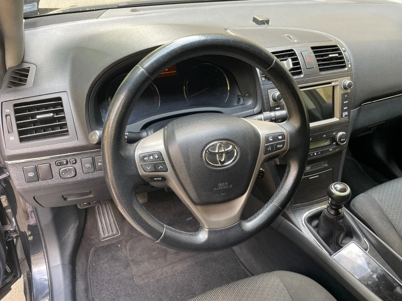 Toyota Avensis D4D 2.0 126HP, снимка 13 - Автомобили и джипове - 47480444