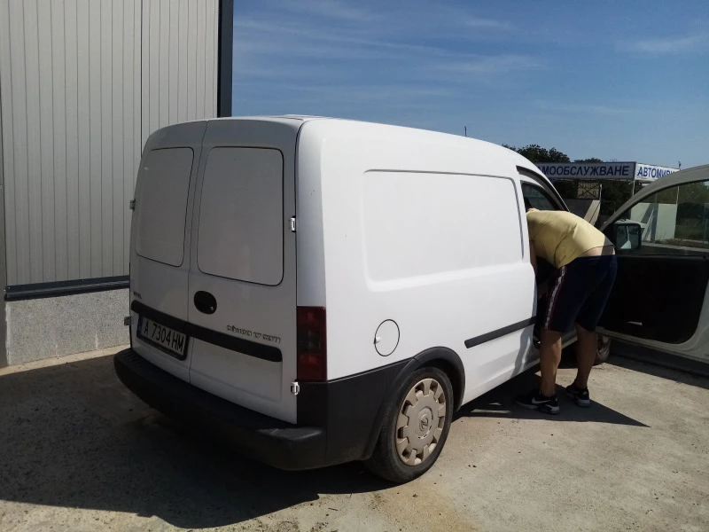 Opel Combo, снимка 3 - Автомобили и джипове - 42287899