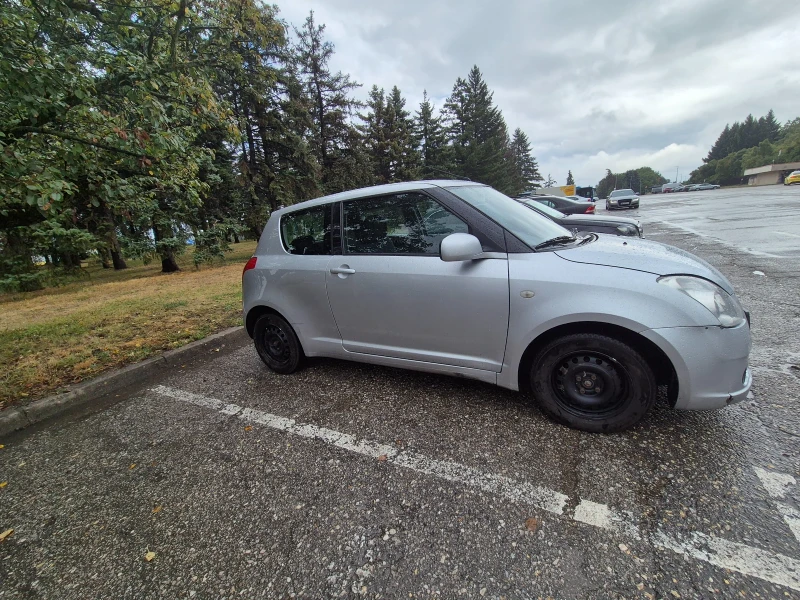 Suzuki Swift, снимка 8 - Автомобили и джипове - 47238899