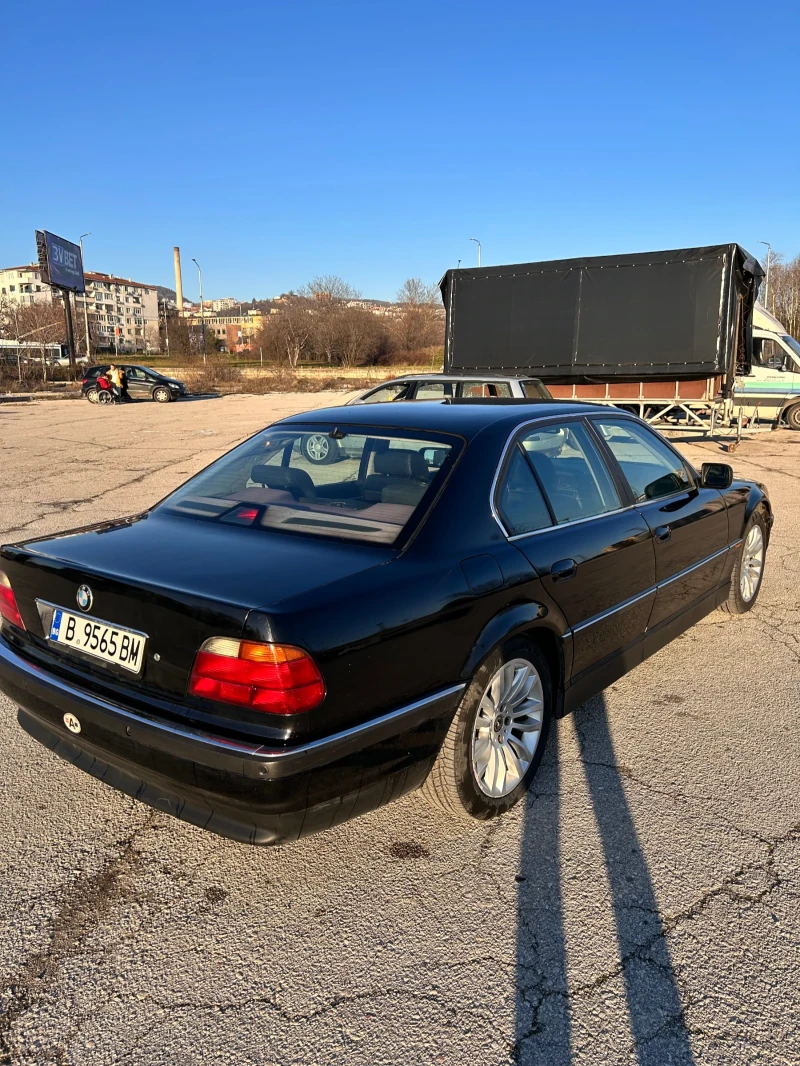 BMW 730, снимка 10 - Автомобили и джипове - 49338620