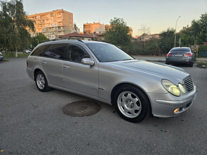 Mercedes-Benz E 220 2.2Cdi, снимка 2 - Автомобили и джипове - 52740431