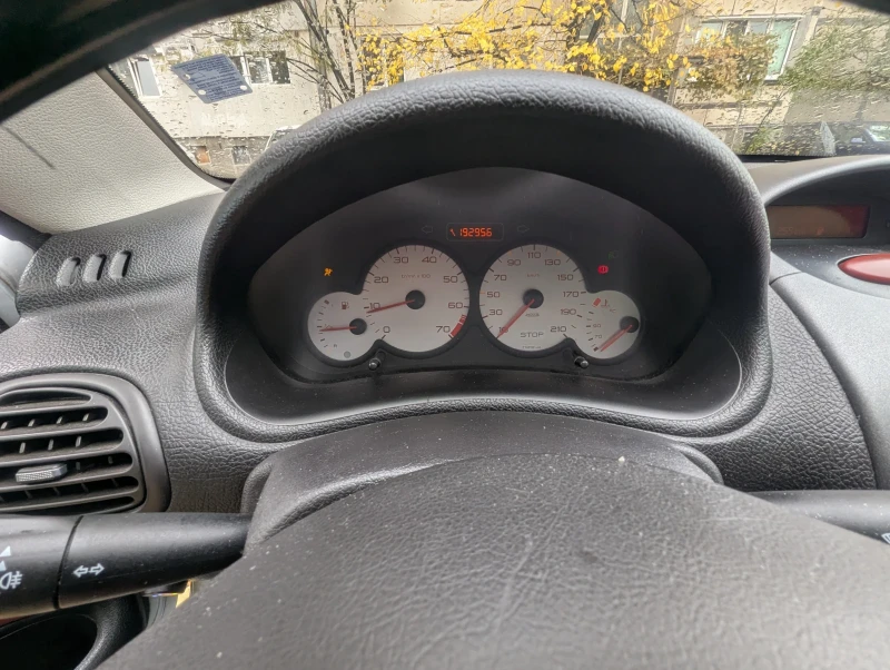 Peugeot 206 CC 1.6 ГАЗ, снимка 5 - Автомобили и джипове - 52572783