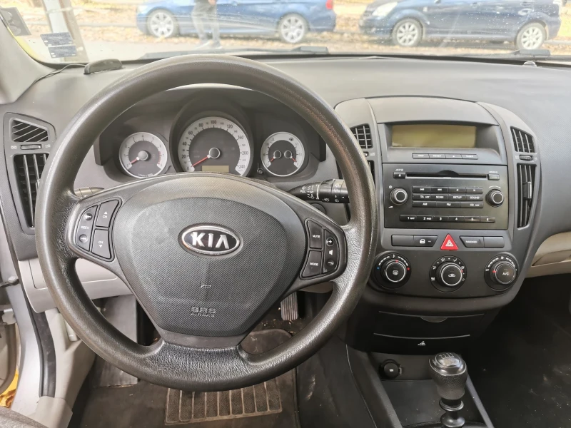 Kia Ceed, снимка 6 - Автомобили и джипове - 52453218