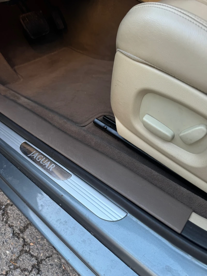 Jaguar S-type 2.7 D, снимка 16 - Автомобили и джипове - 52532724