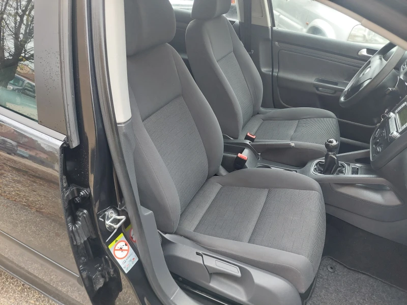 VW Golf 1, 6i--102kc-ТОП СЪСТОЯНИЕ, снимка 8 - Автомобили и джипове - 52663669