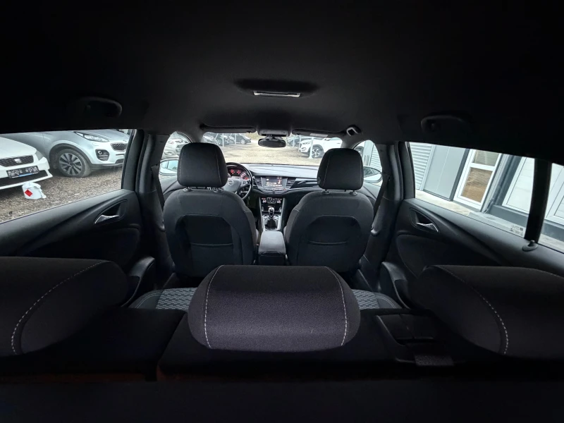 Opel Astra 1.6DIESEL* LED* TOP* EVRO6, снимка 8 - Автомобили и джипове - 52755200