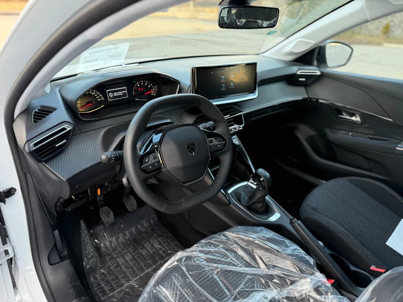 Peugeot 208 1.2I Чисто нов 14км!, снимка 11 - Автомобили и джипове - 52931275