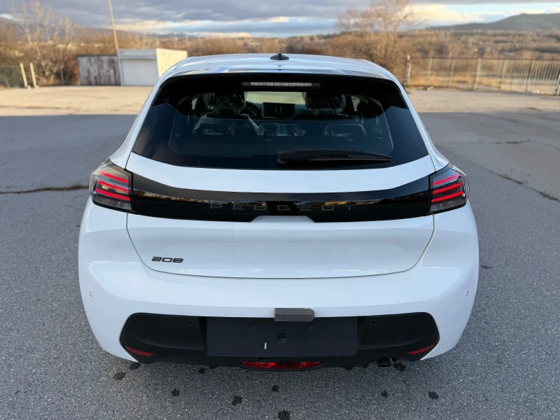 Peugeot 208 1.2I Чисто нов 14км!, снимка 5 - Автомобили и джипове - 52931275
