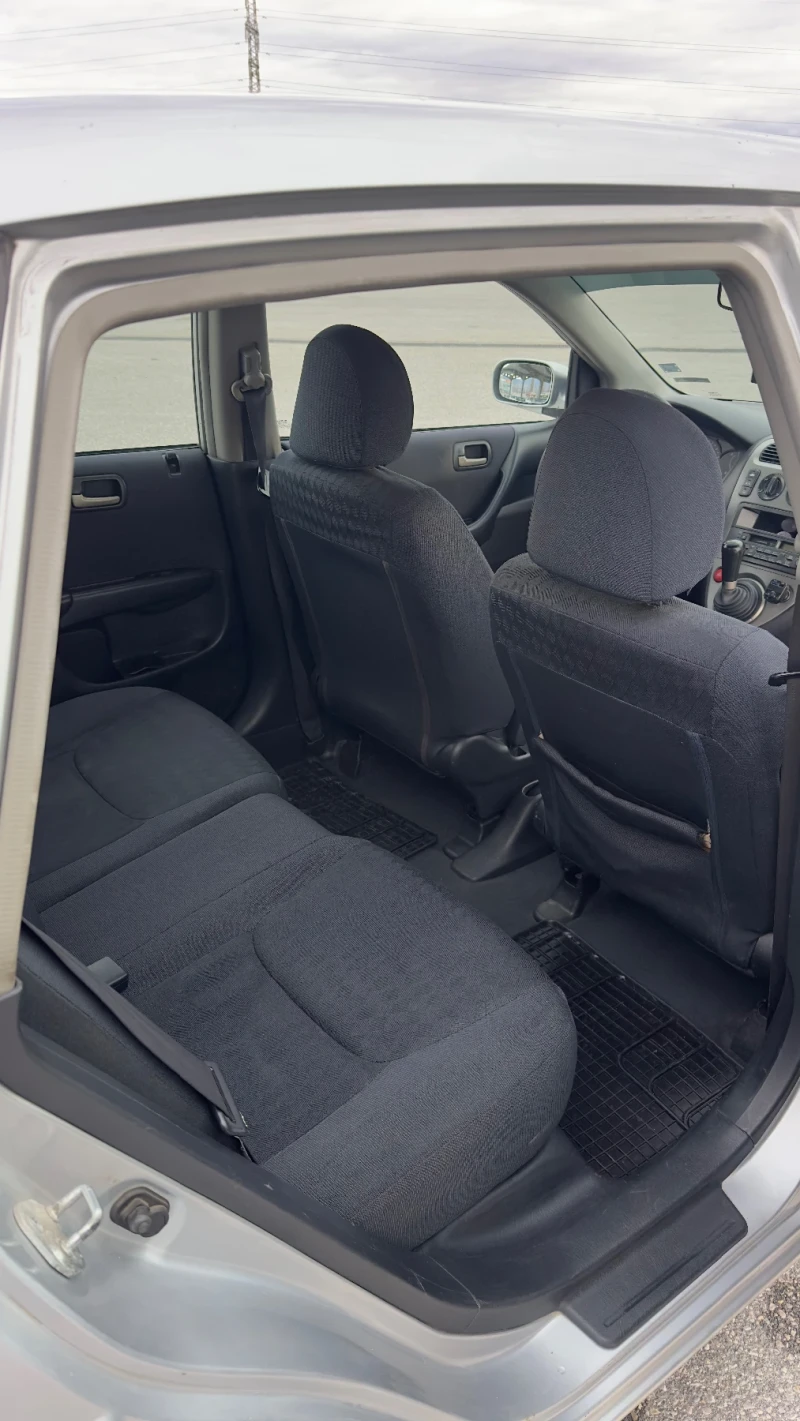 Honda Civic 1.7CDTI, снимка 10 - Автомобили и джипове - 52968030