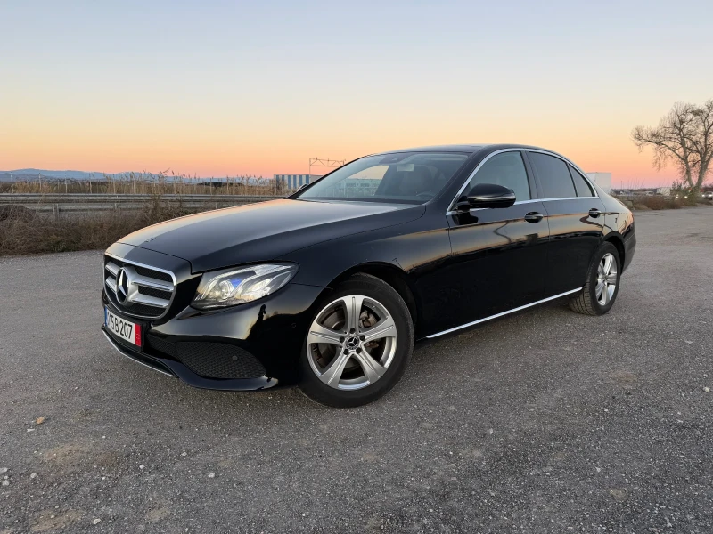 Mercedes-Benz E 220 DIGITAL/PANORAMA/FULL LED/9G-TRONIC , снимка 3 - Автомобили и джипове - 52968461