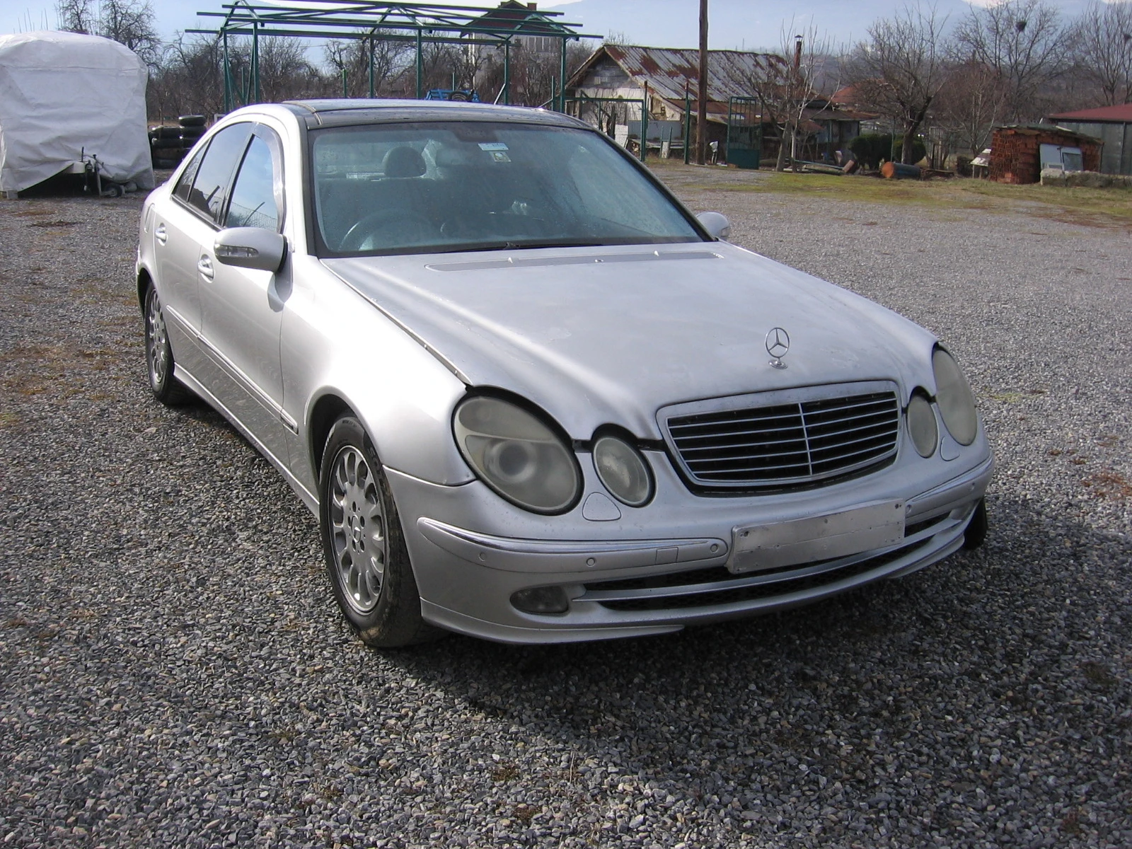 Mercedes-Benz E 320, снимка 1