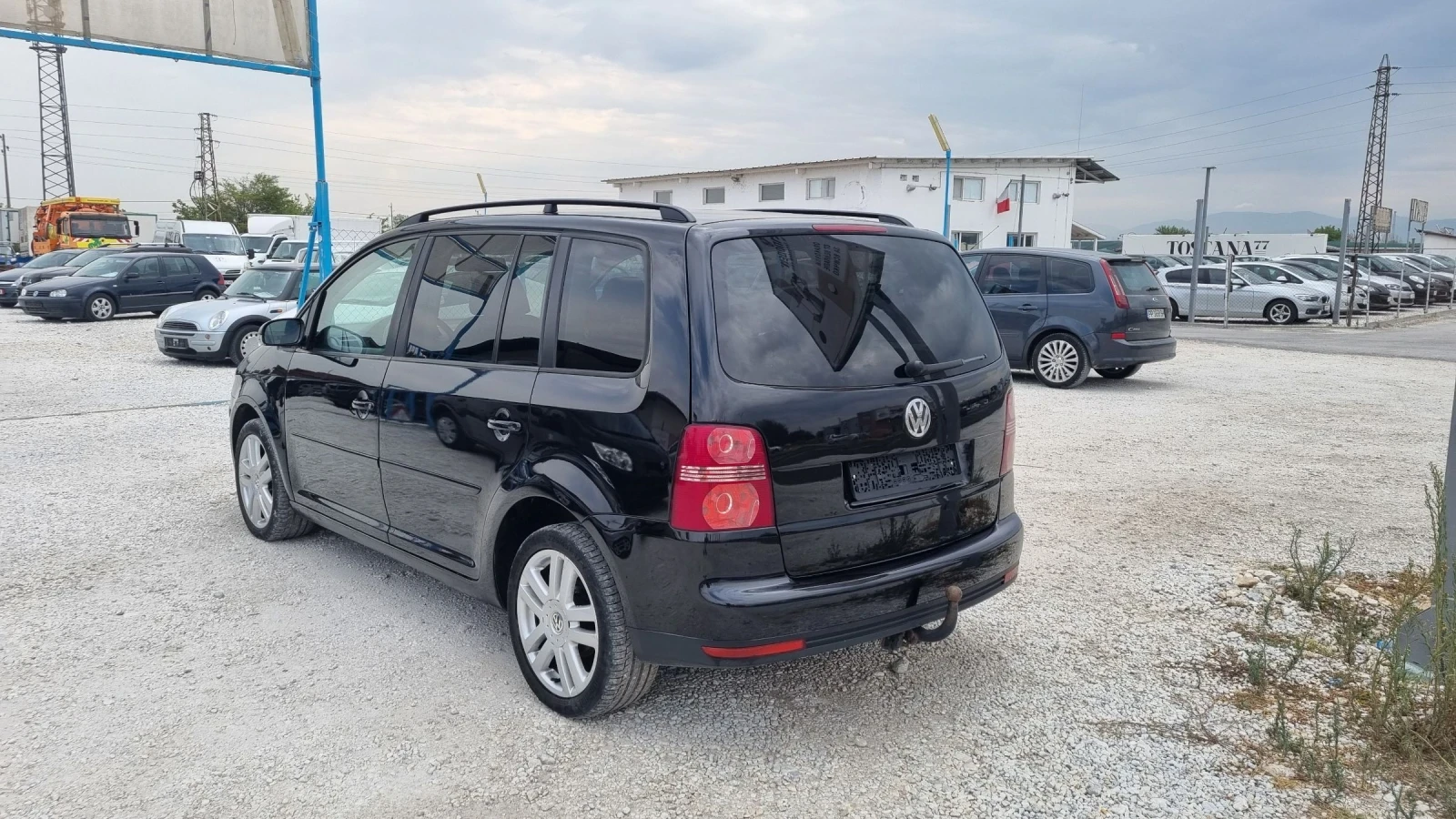 VW Touran  - изображение 3