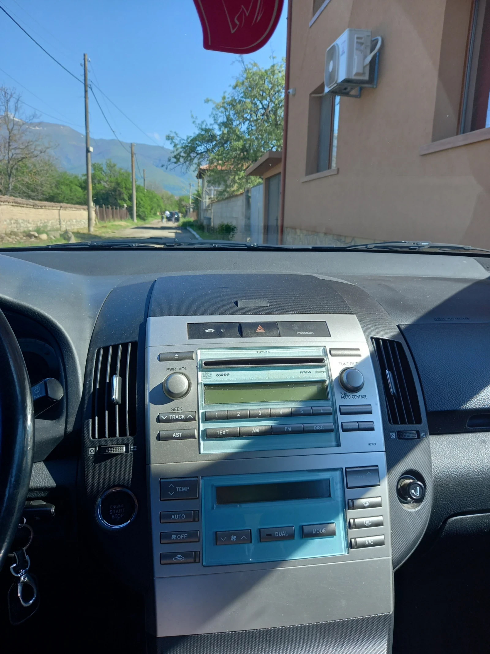 Toyota Corolla verso D4D - изображение 7