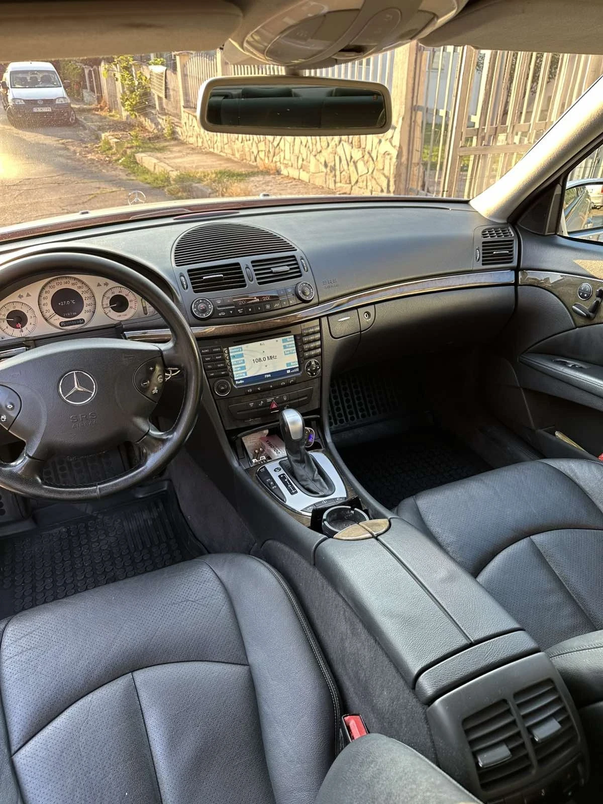 Mercedes-Benz E 500 W211 DISTRONIC - изображение 7