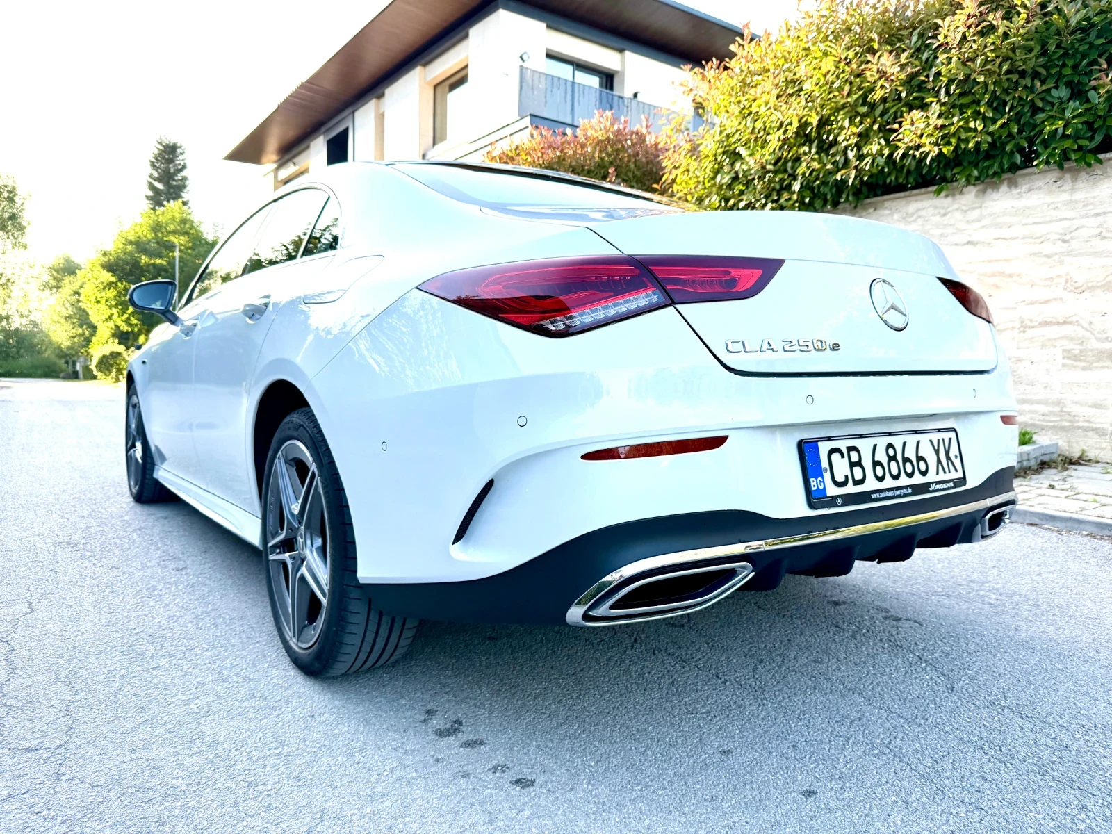 Mercedes-Benz CLA 250, снимка 4 - Автомобили и джипове - 54780059